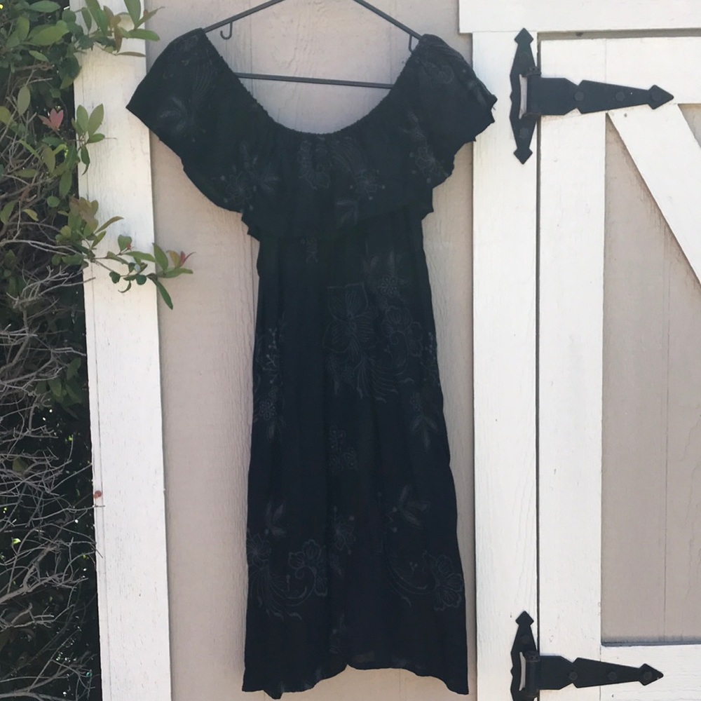 Off the shoulder Dress